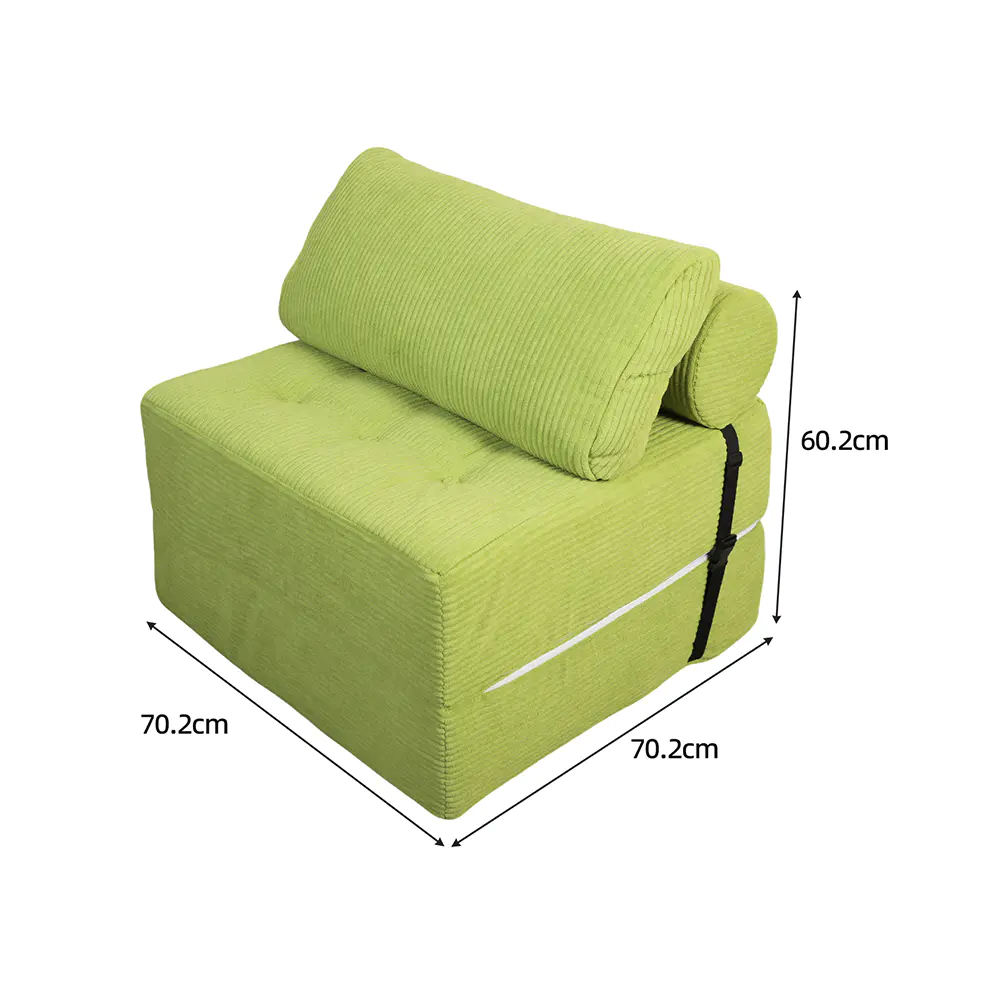 Zielona sofa w paski z paskami