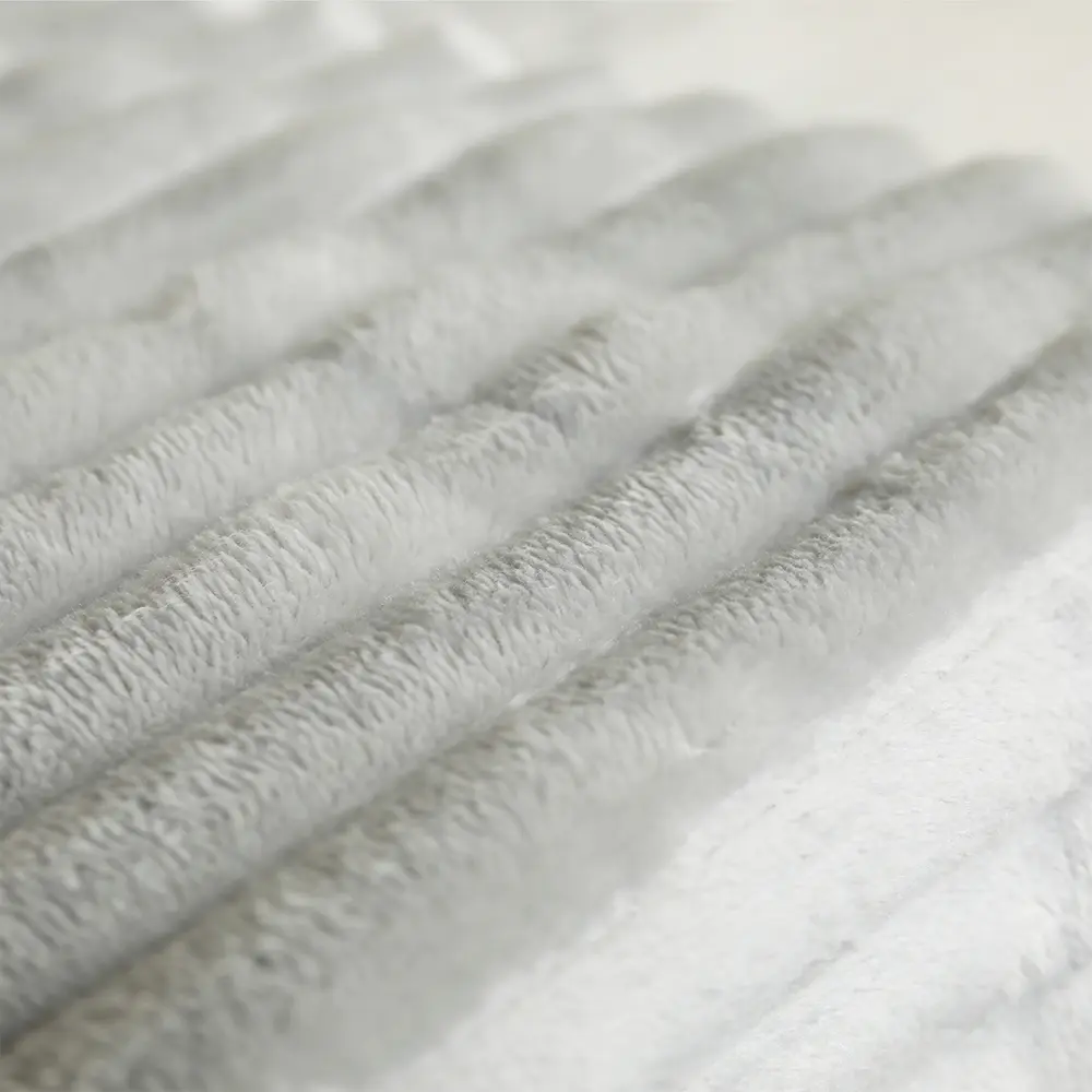 Szara sofa wieloosobowa