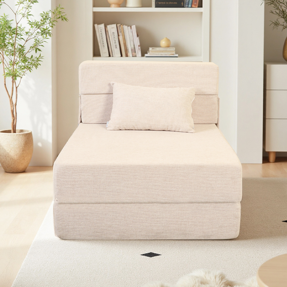 Biała rozkładana sofa